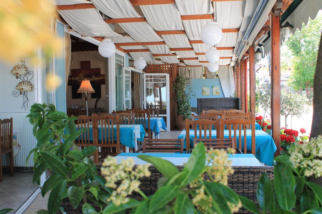 Xaris Hotel Platamonas Exterior foto