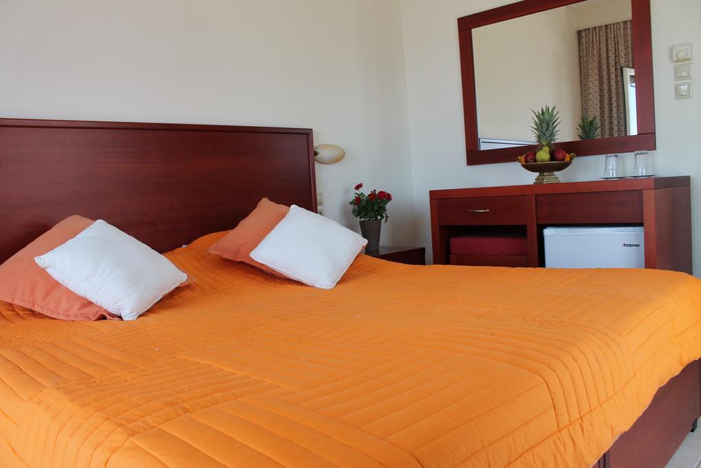Xaris Hotel Platamonas Quarto foto